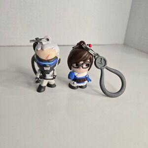 Overwatch Backpack Hanger Keychains Lot of 2 Mei Soldier 76 Video Game Clip Ons